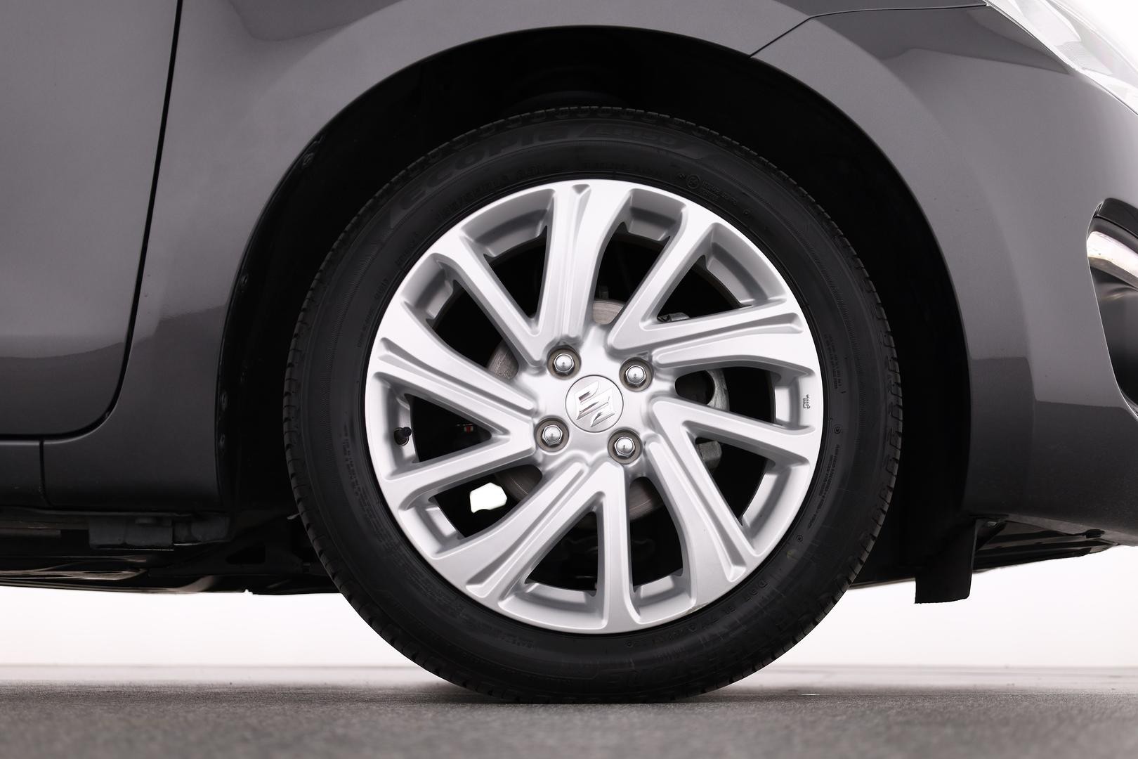 Suzuki Swift image 3