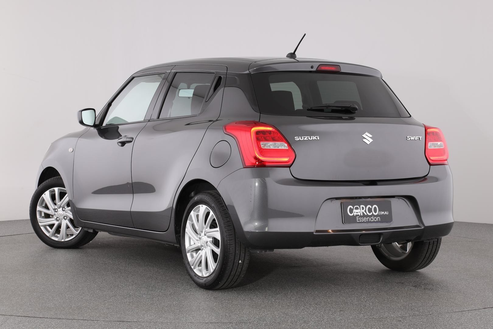 Suzuki Swift image 2