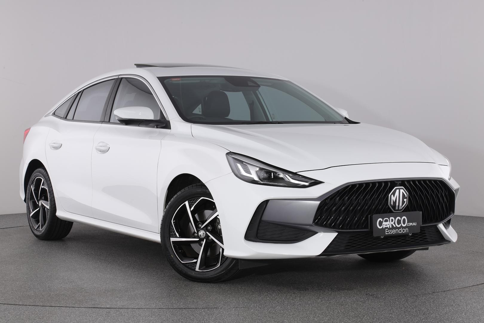 MG Mg5 image 1