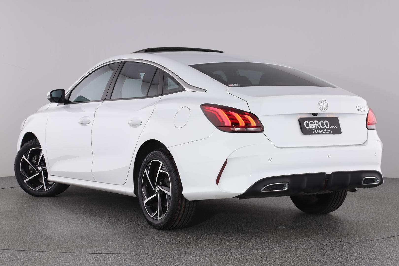 MG Mg5 image 2