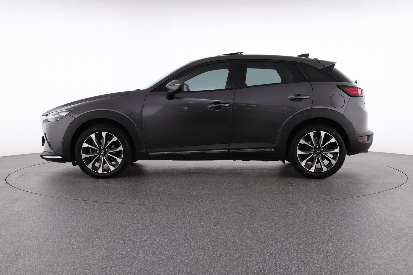 Mazda Cx-3 image 2