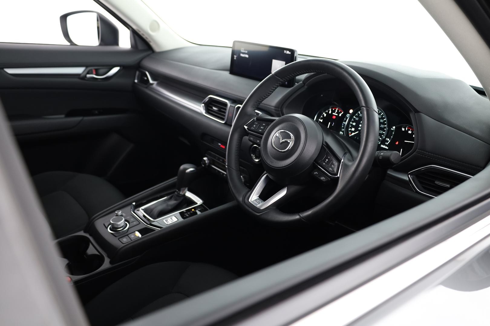 Mazda Cx-5 image 4