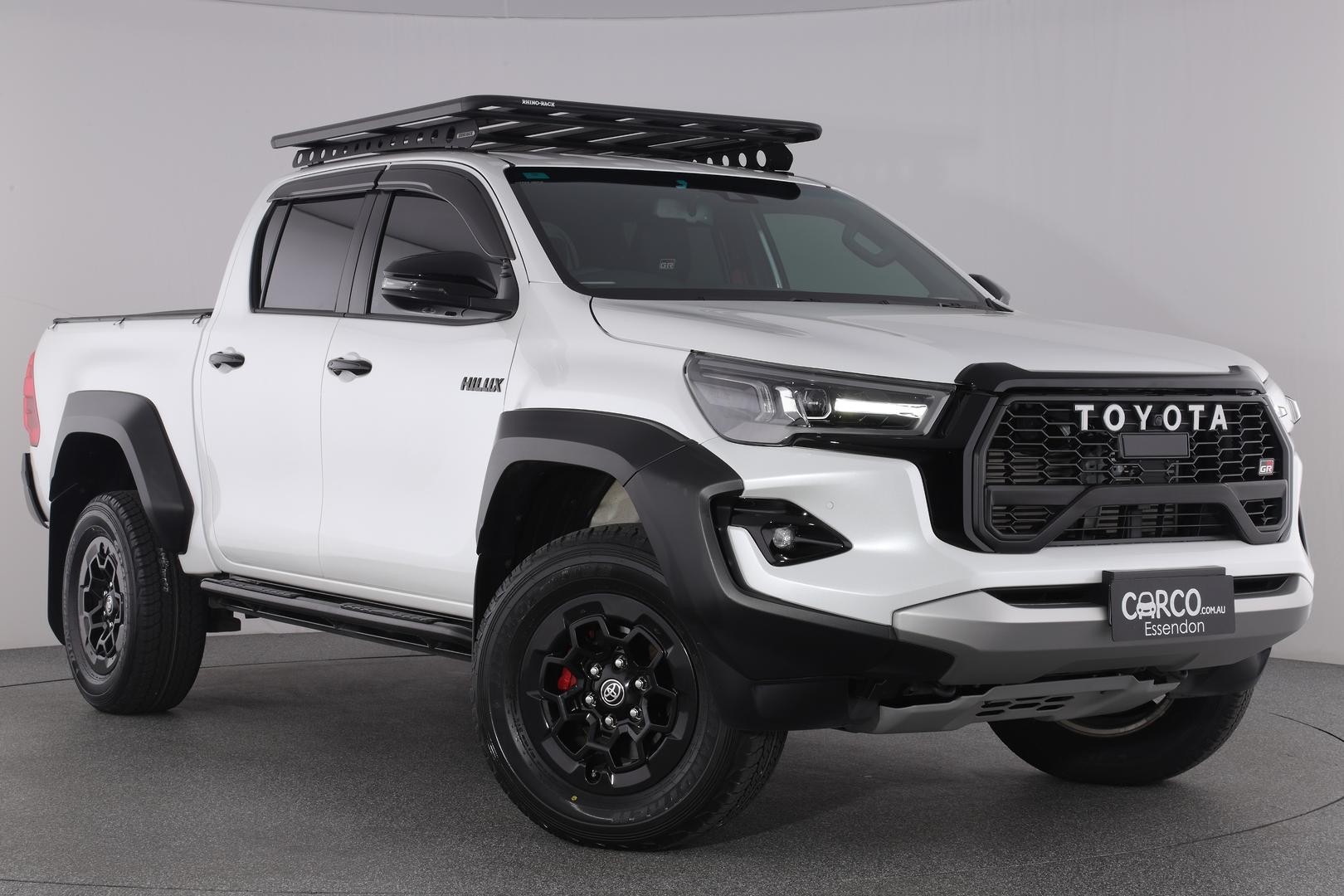 Toyota Hilux image 1