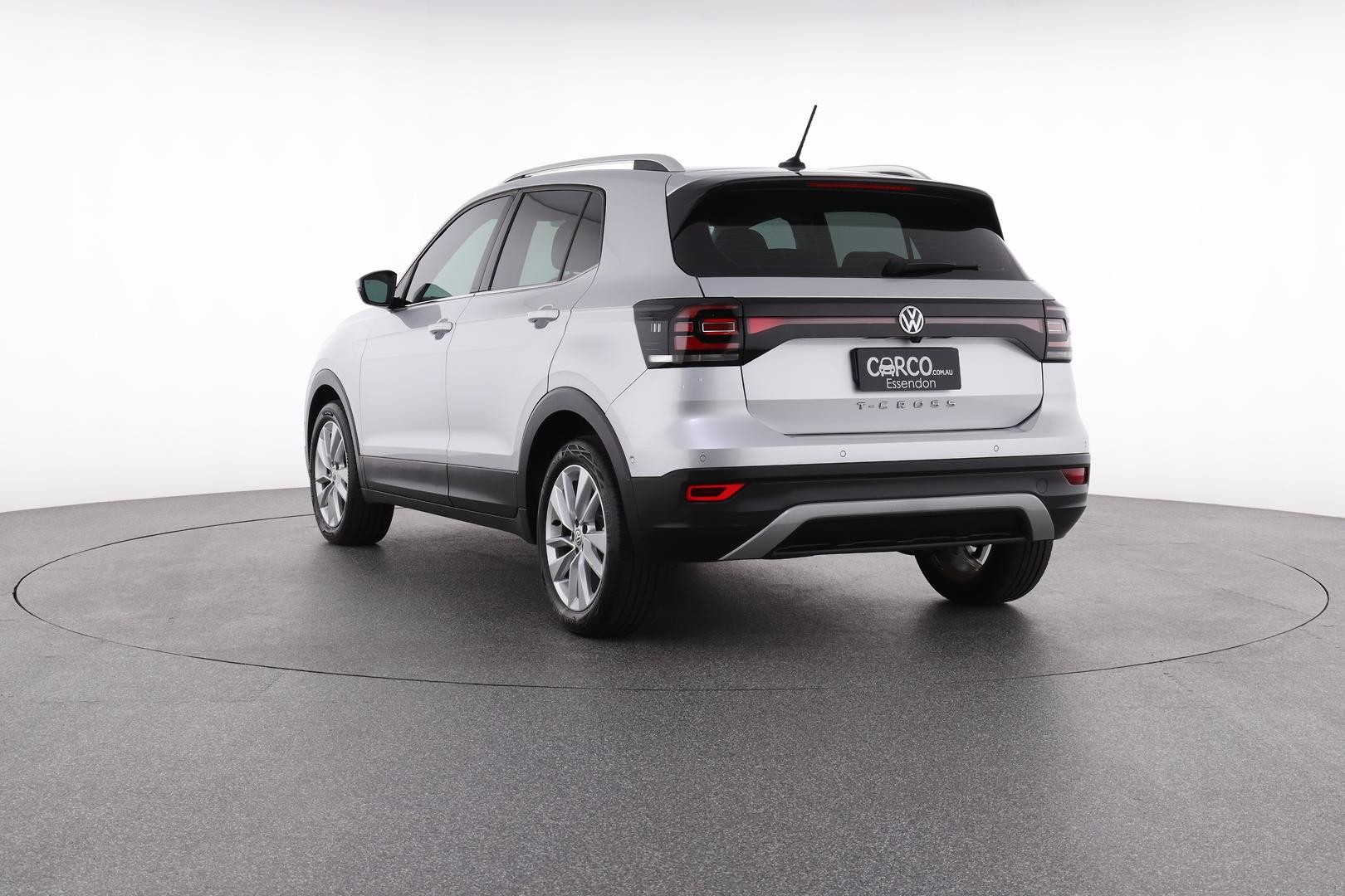 Volkswagen T-cross image 3