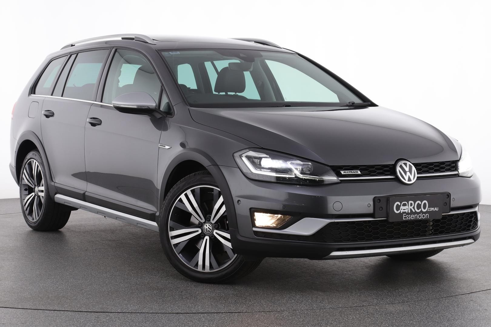 Volkswagen Golf image 1