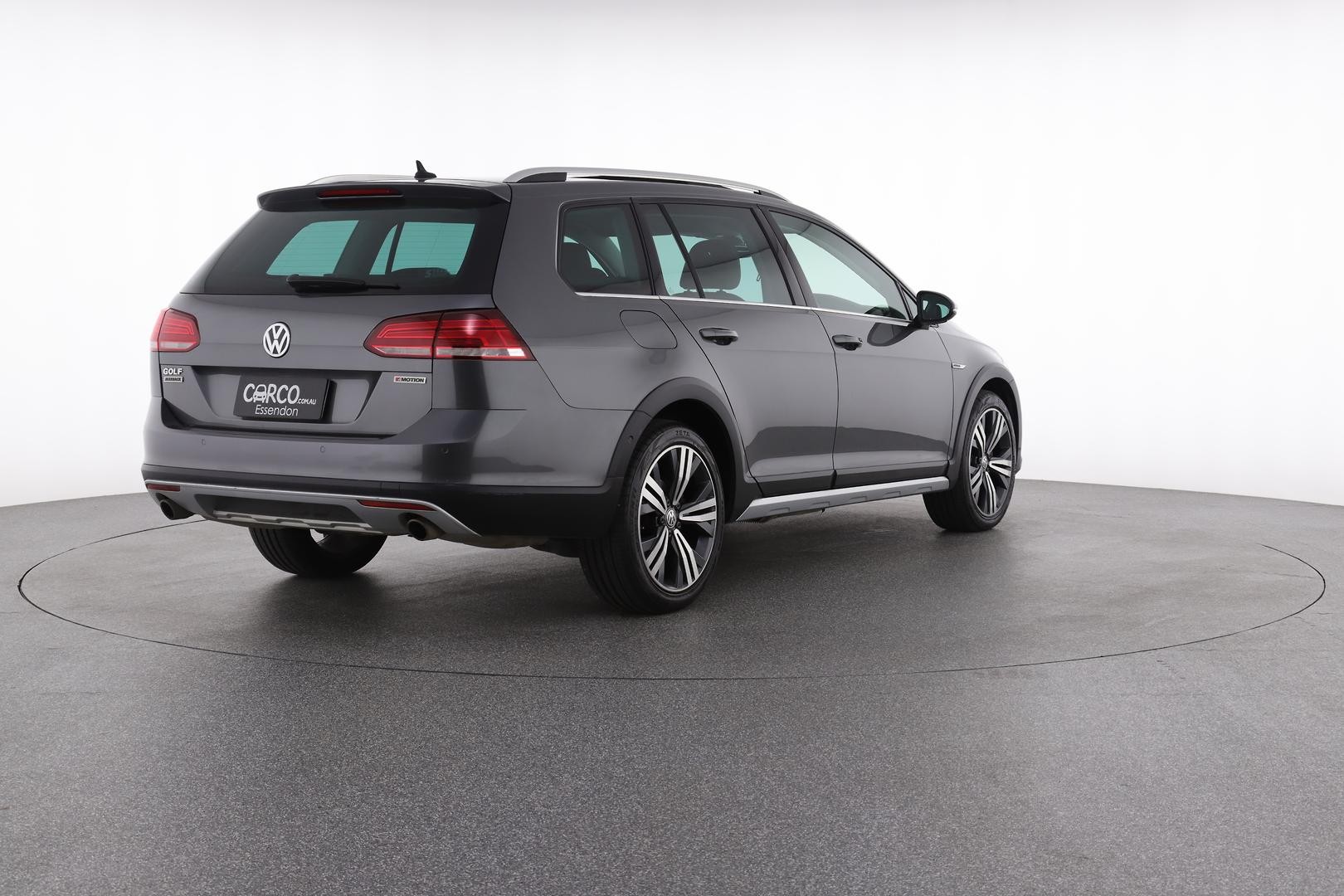 Volkswagen Golf image 4