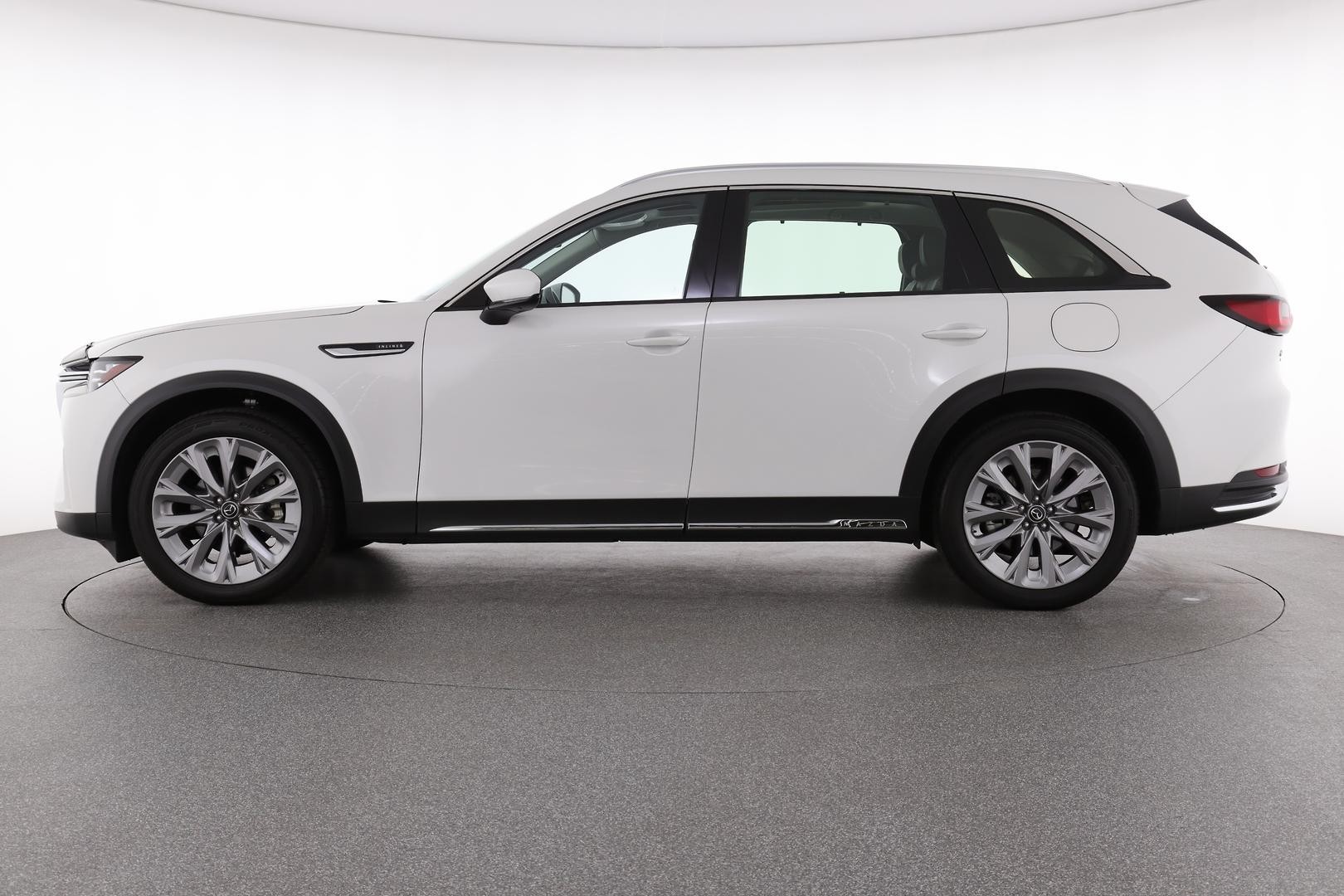 Mazda Cx-90 image 2