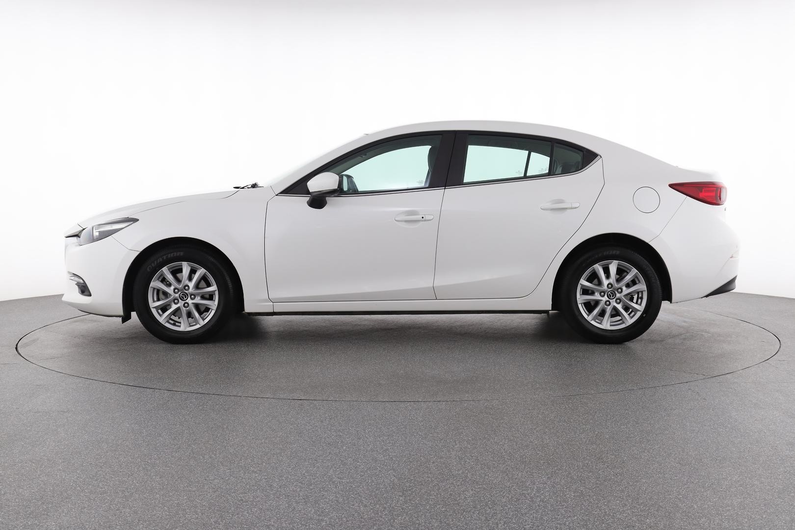 Mazda 3 image 2