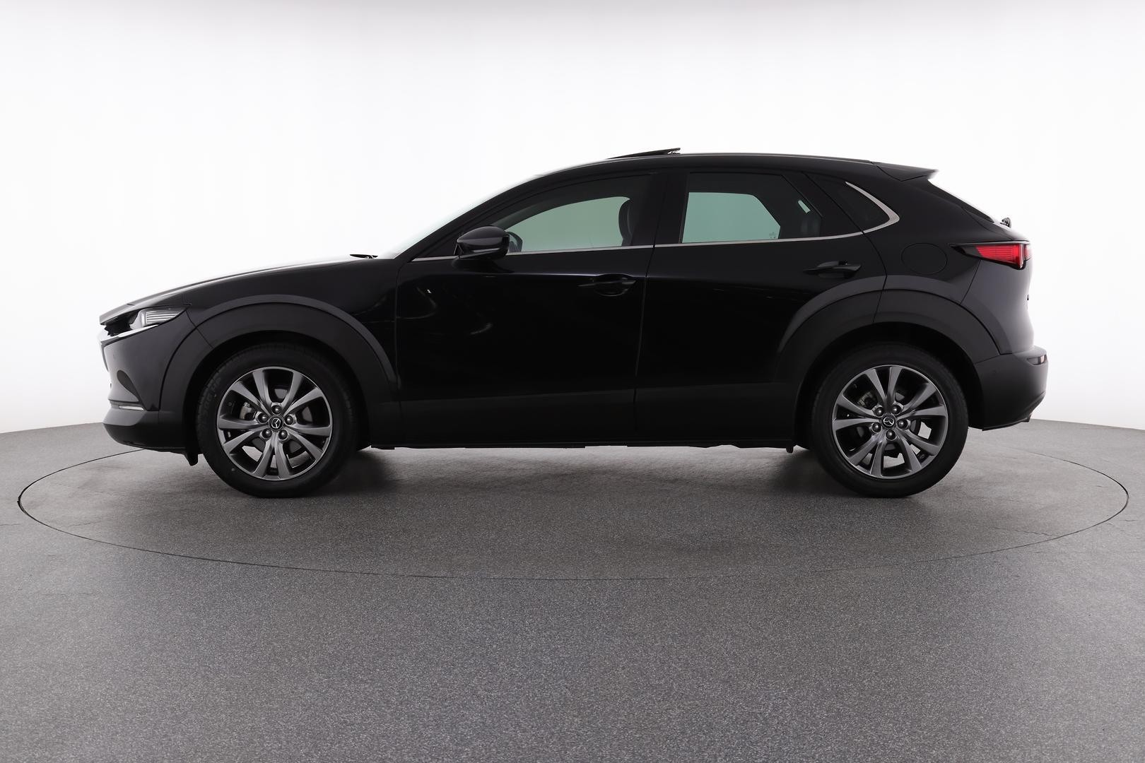 Mazda Cx-30 image 2
