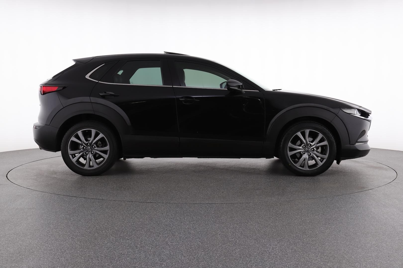 Mazda Cx-30 image 2