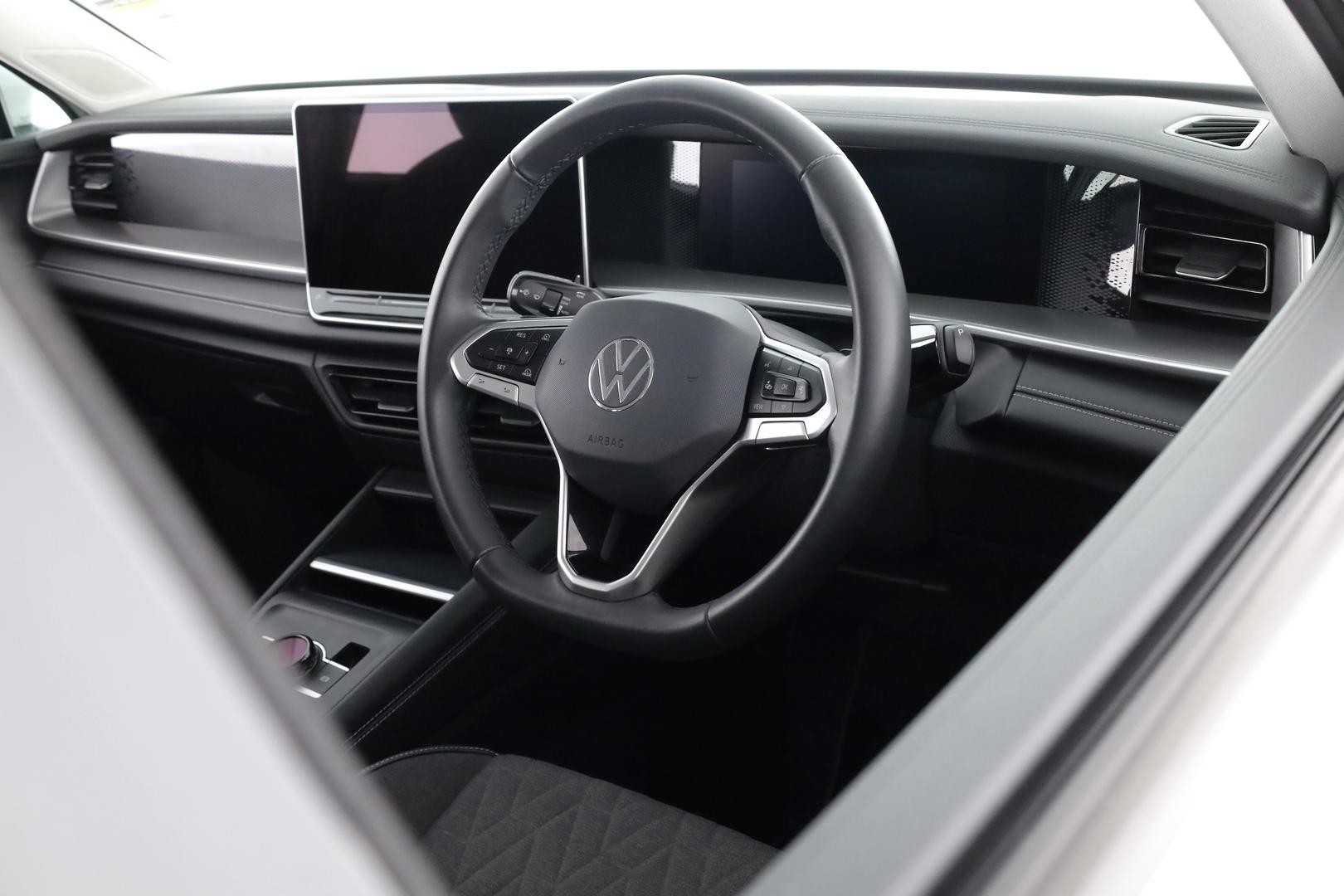 Volkswagen Tayron image 4