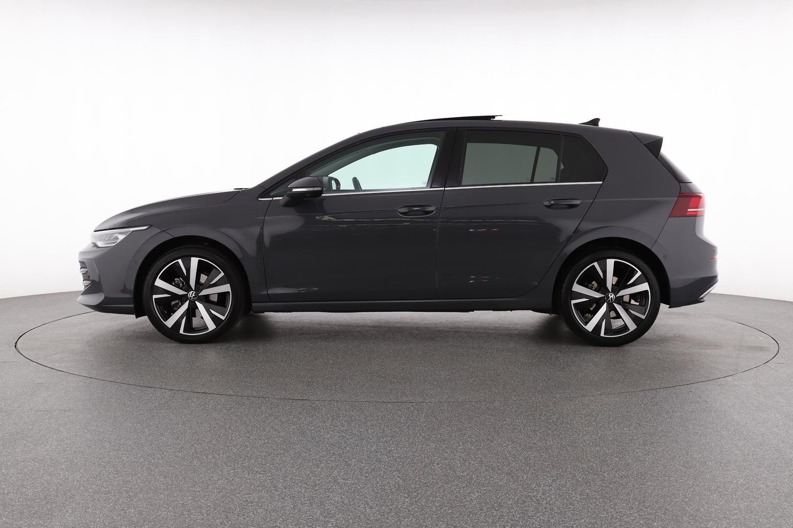 Volkswagen Golf image 2