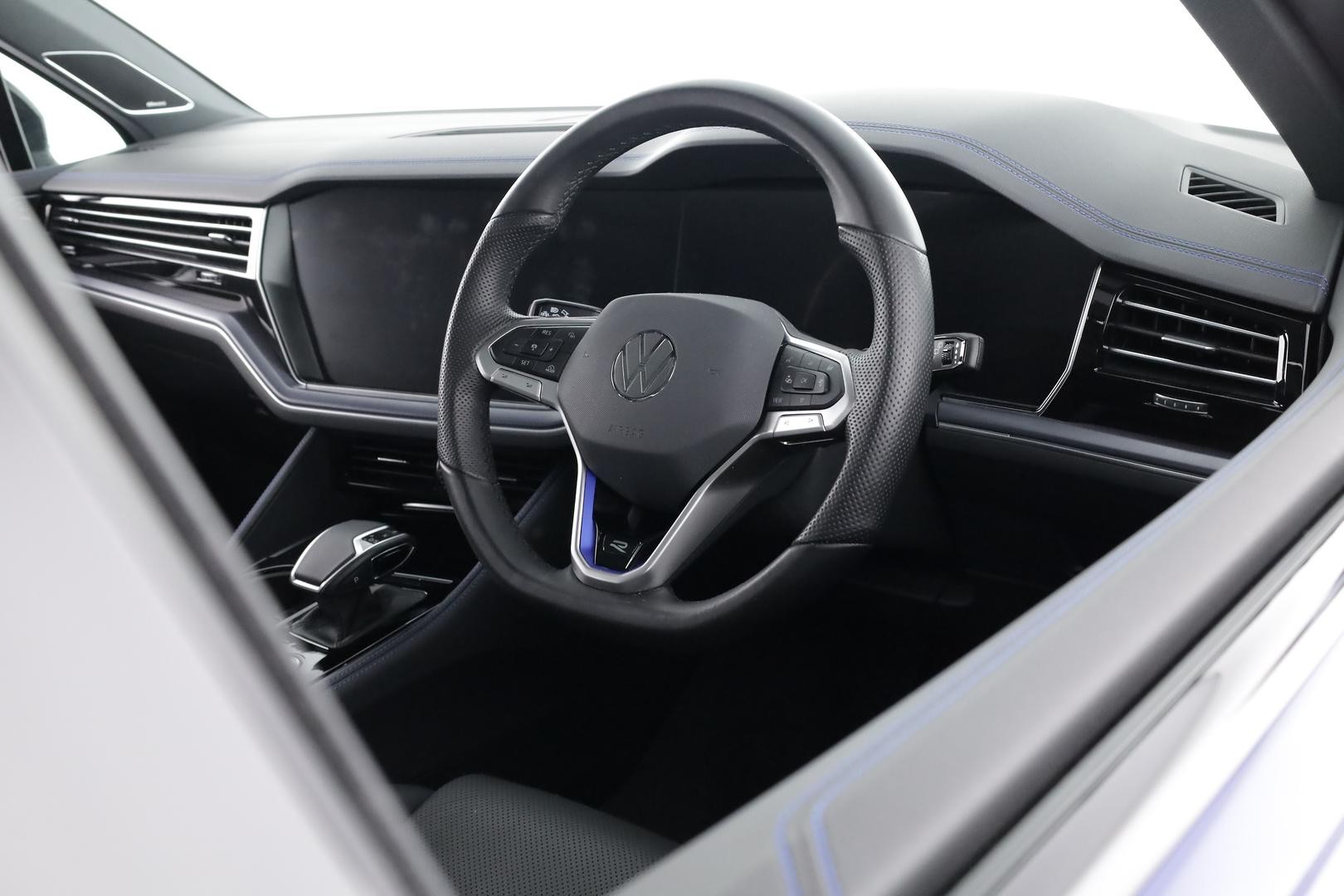 Volkswagen Touareg image 4