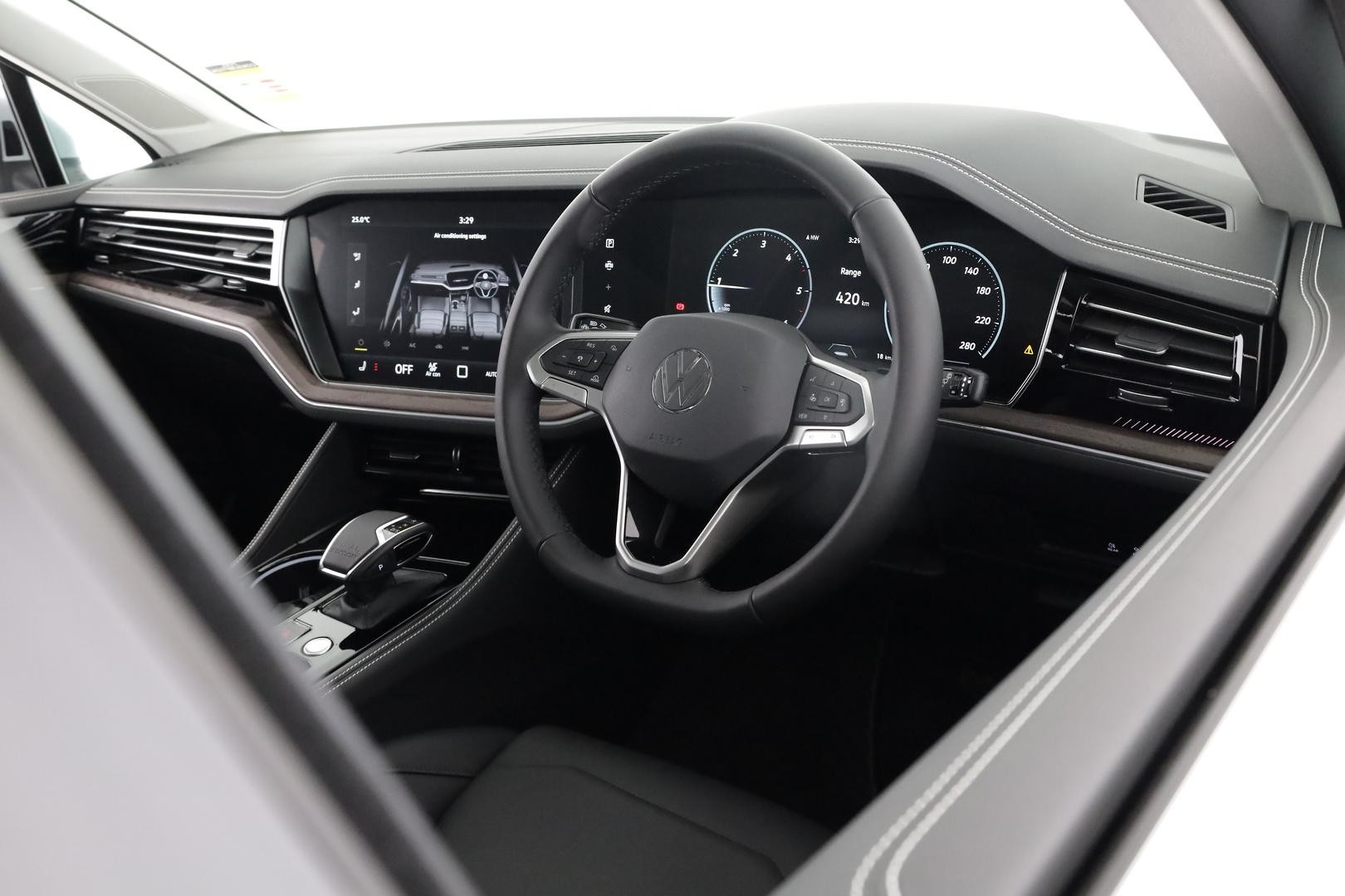 Volkswagen Touareg image 4