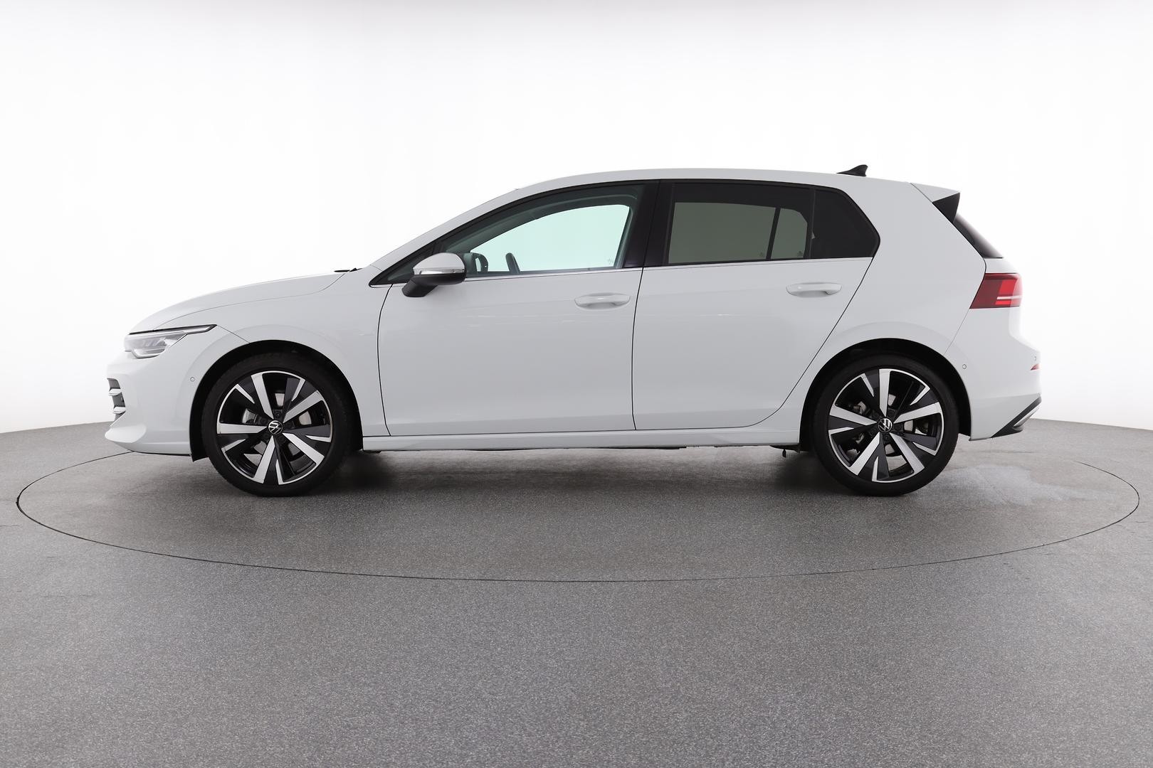 Volkswagen Golf image 2