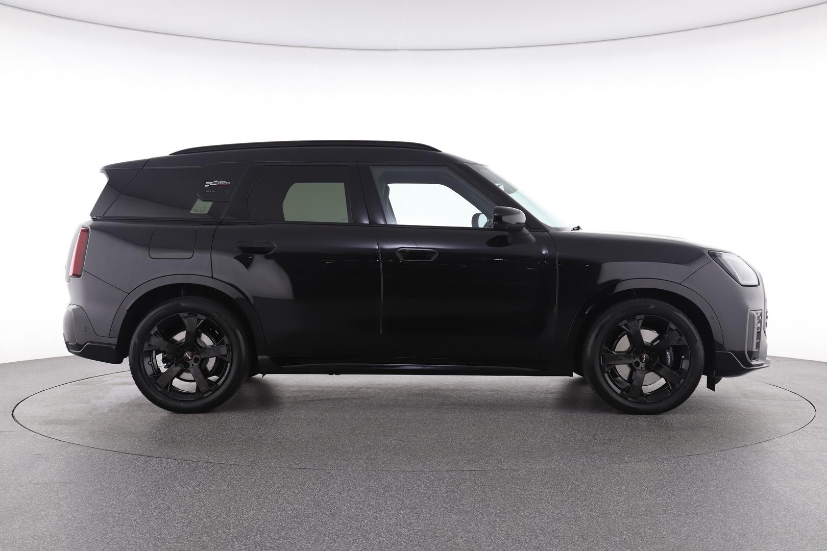 Mini Countryman image 2