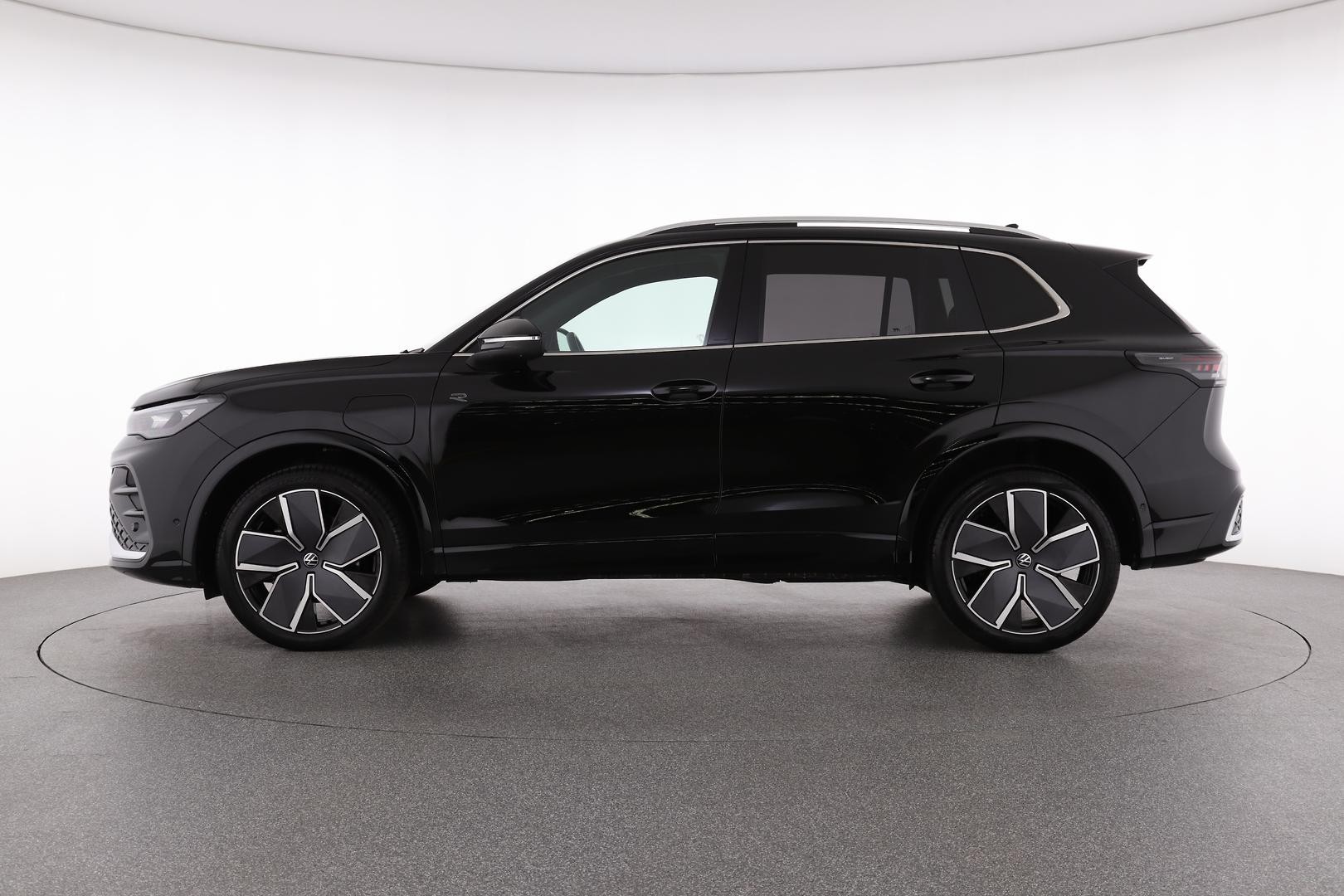 Volkswagen Tiguan image 3
