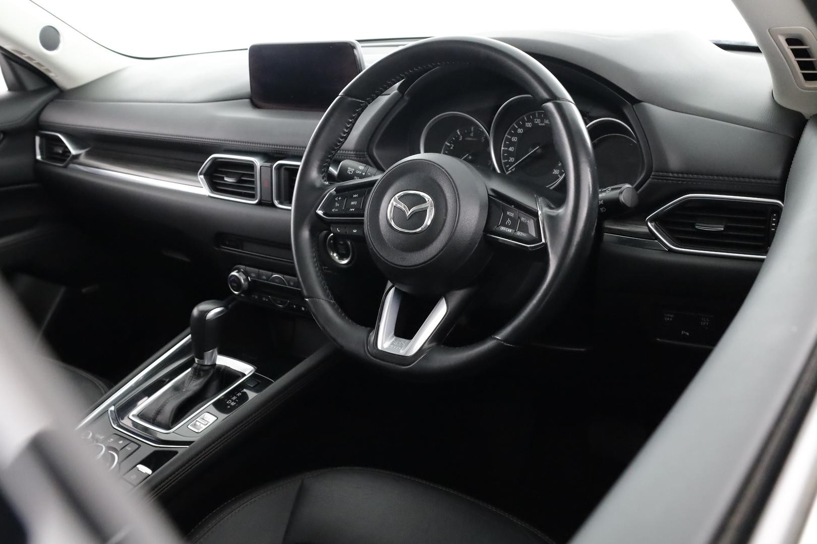 Mazda Cx-5 image 4
