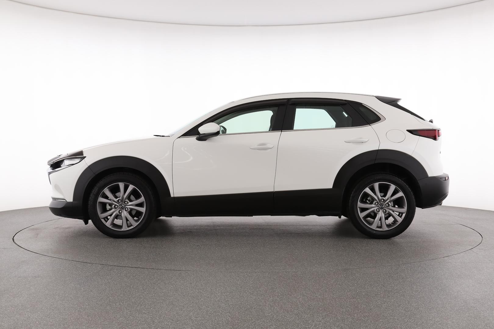 Mazda Cx-30 image 3