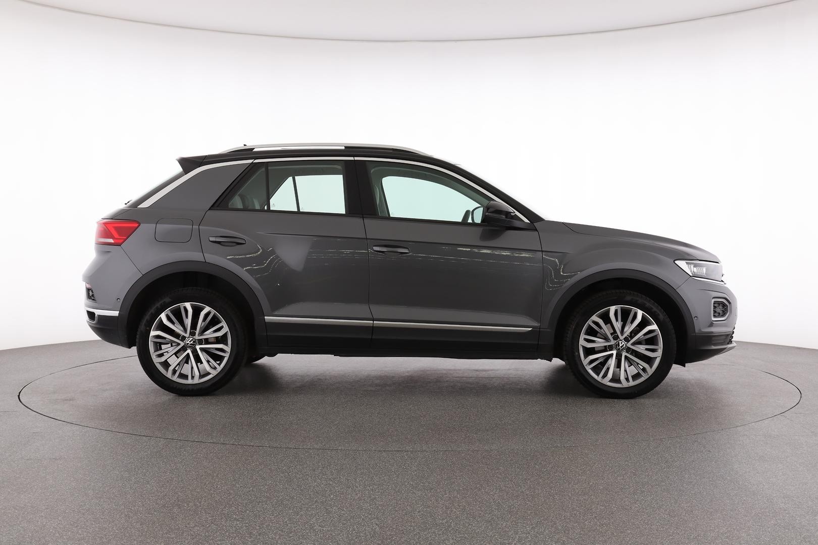 Volkswagen T-roc image 2
