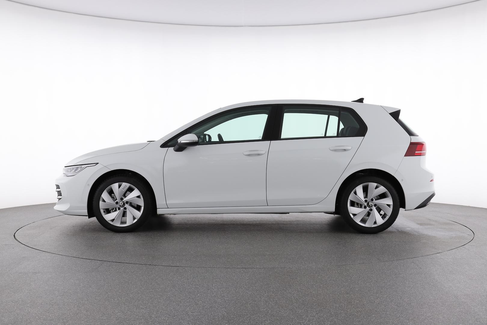 Volkswagen Golf image 3
