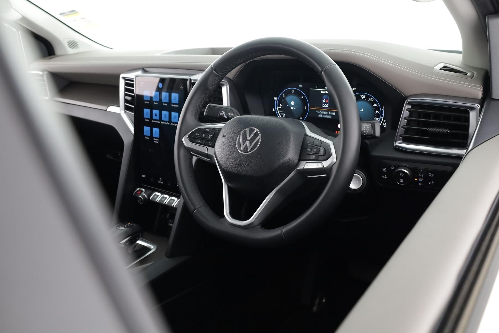Volkswagen Amarok image 4