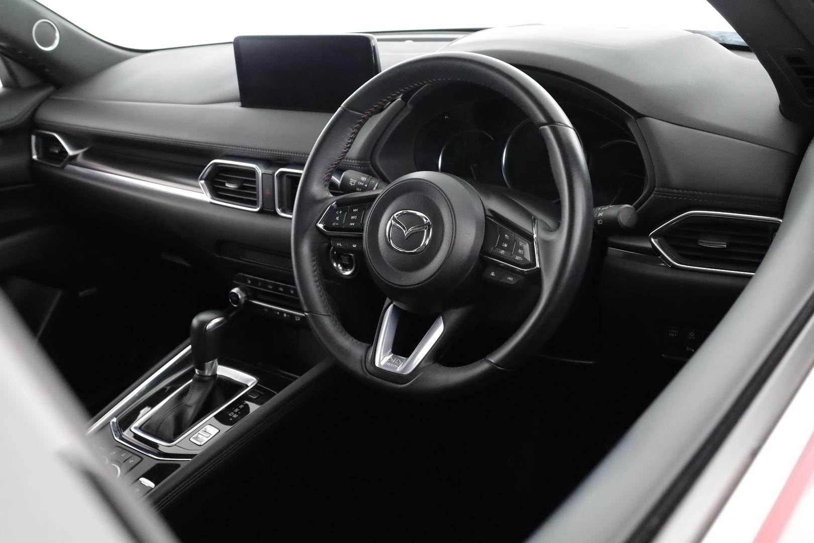 Mazda Cx-5 image 4