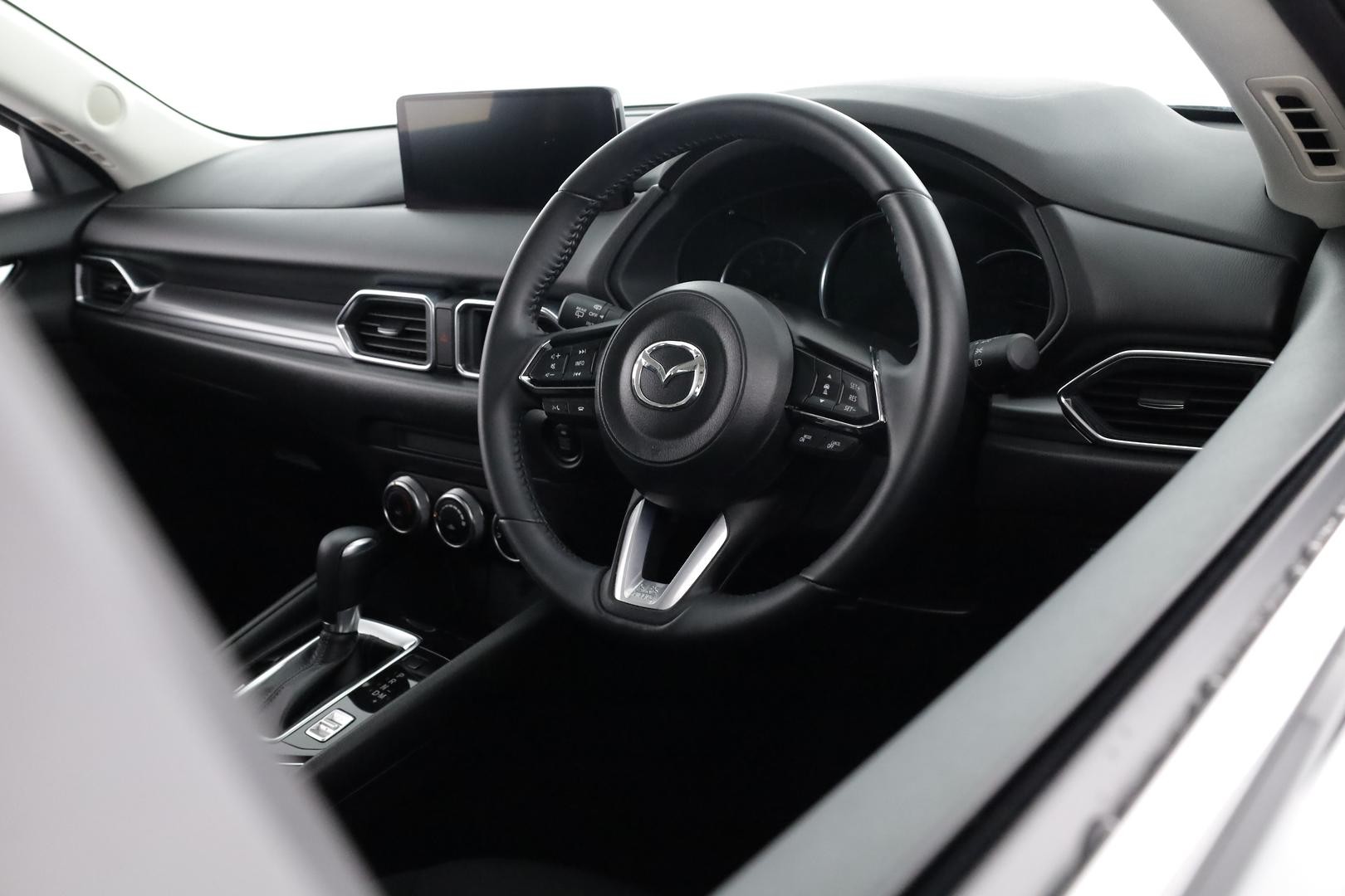 Mazda Cx-5 image 4