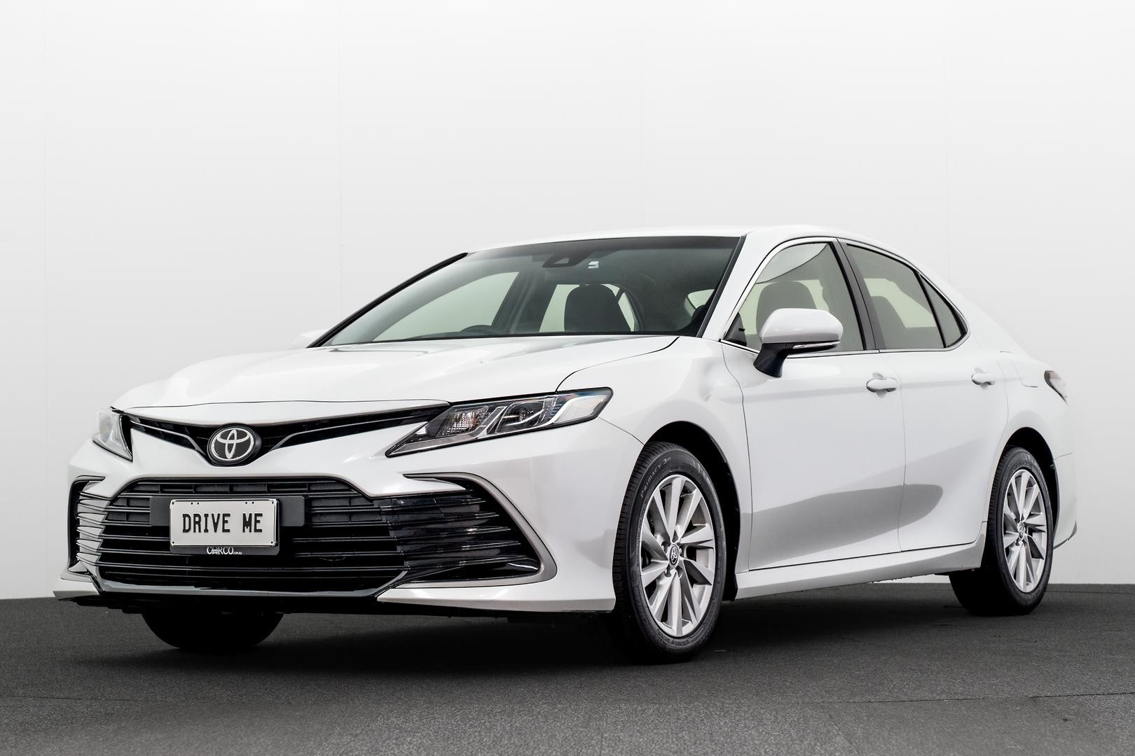 Toyota Camry image 1