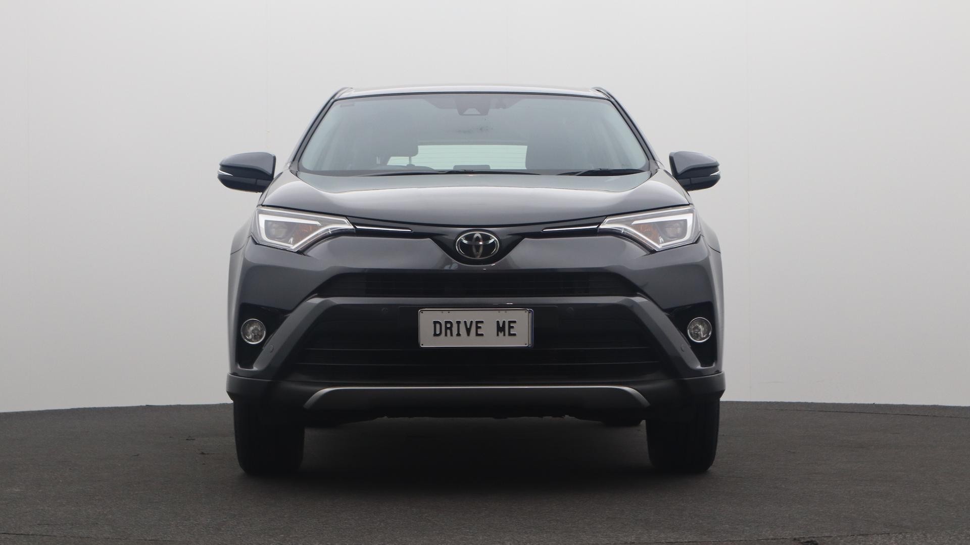 Toyota Rav4 image 2