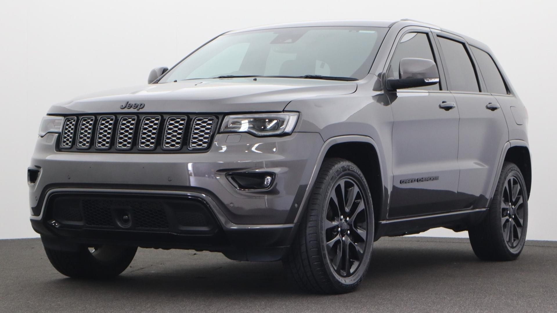 Jeep Grand Cherokee image 1