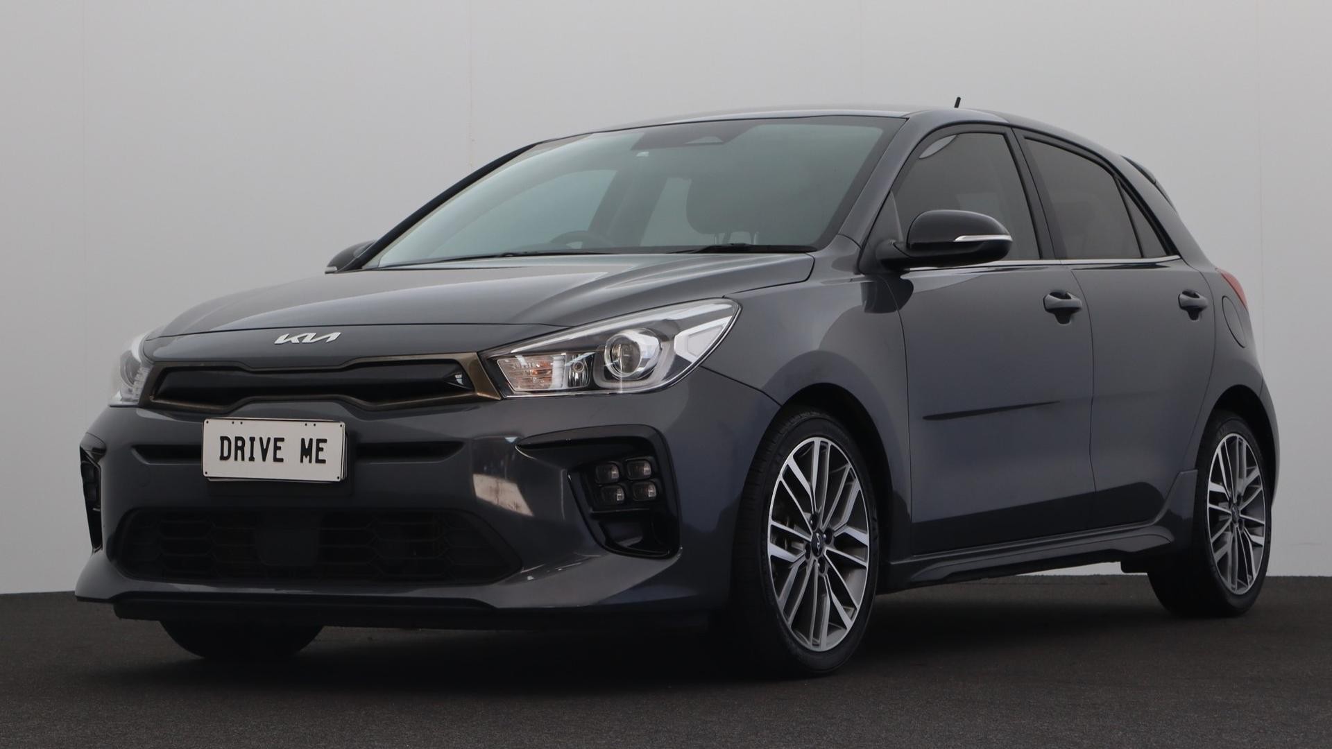 Kia Rio image 1