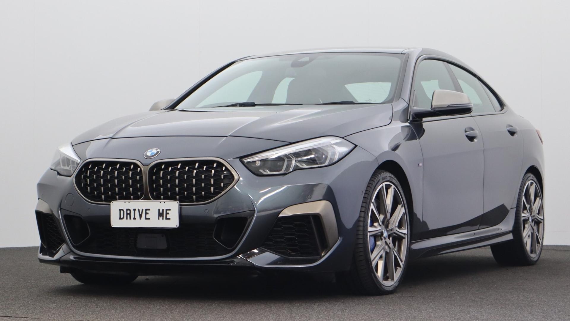 BMW 2 Series image 1