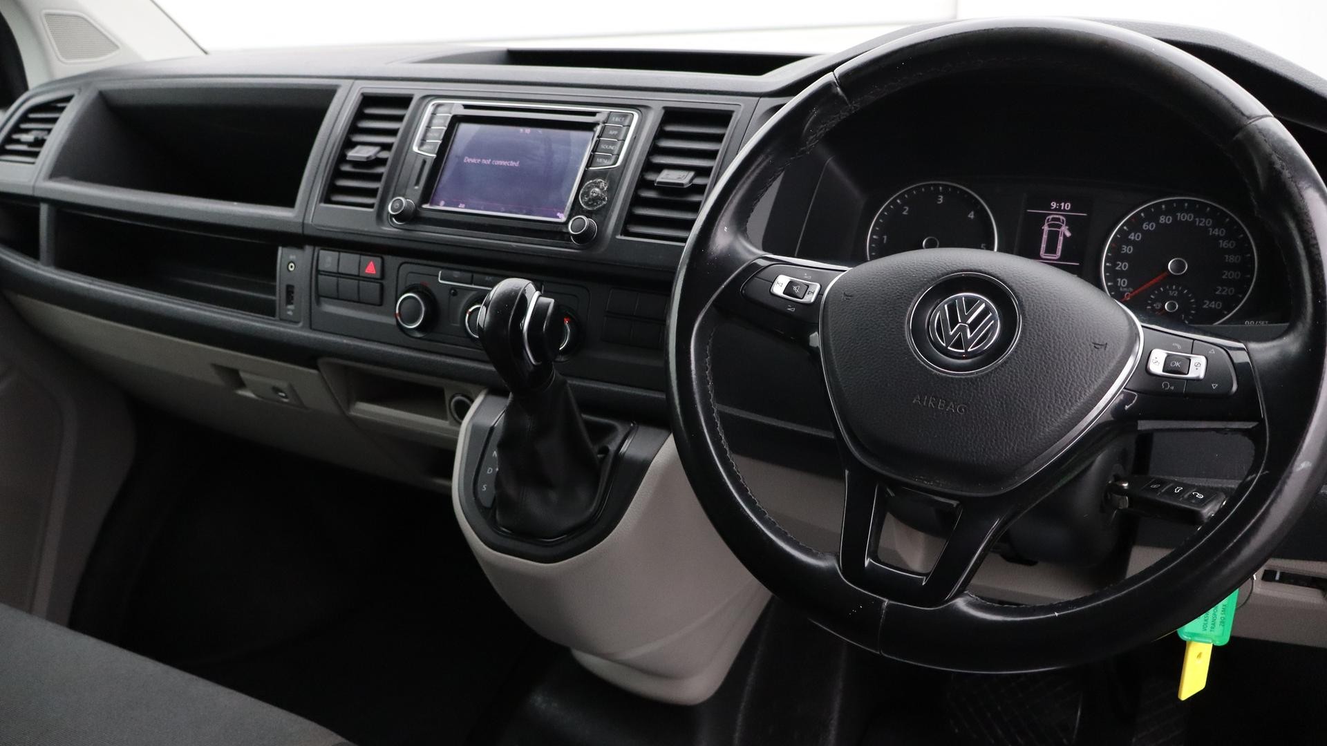 Volkswagen Transporter image 4