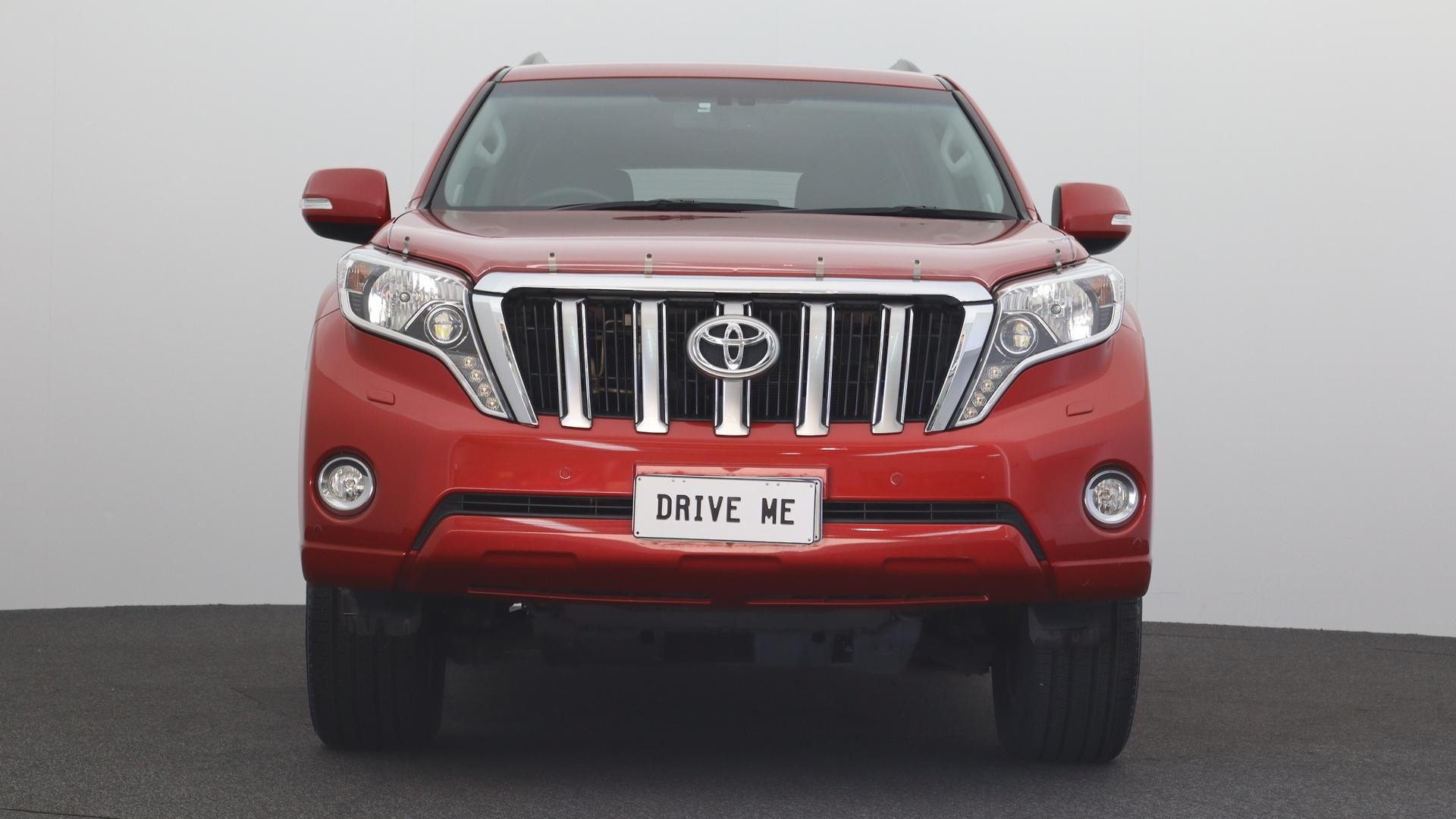 Toyota Landcruiser Prado image 2