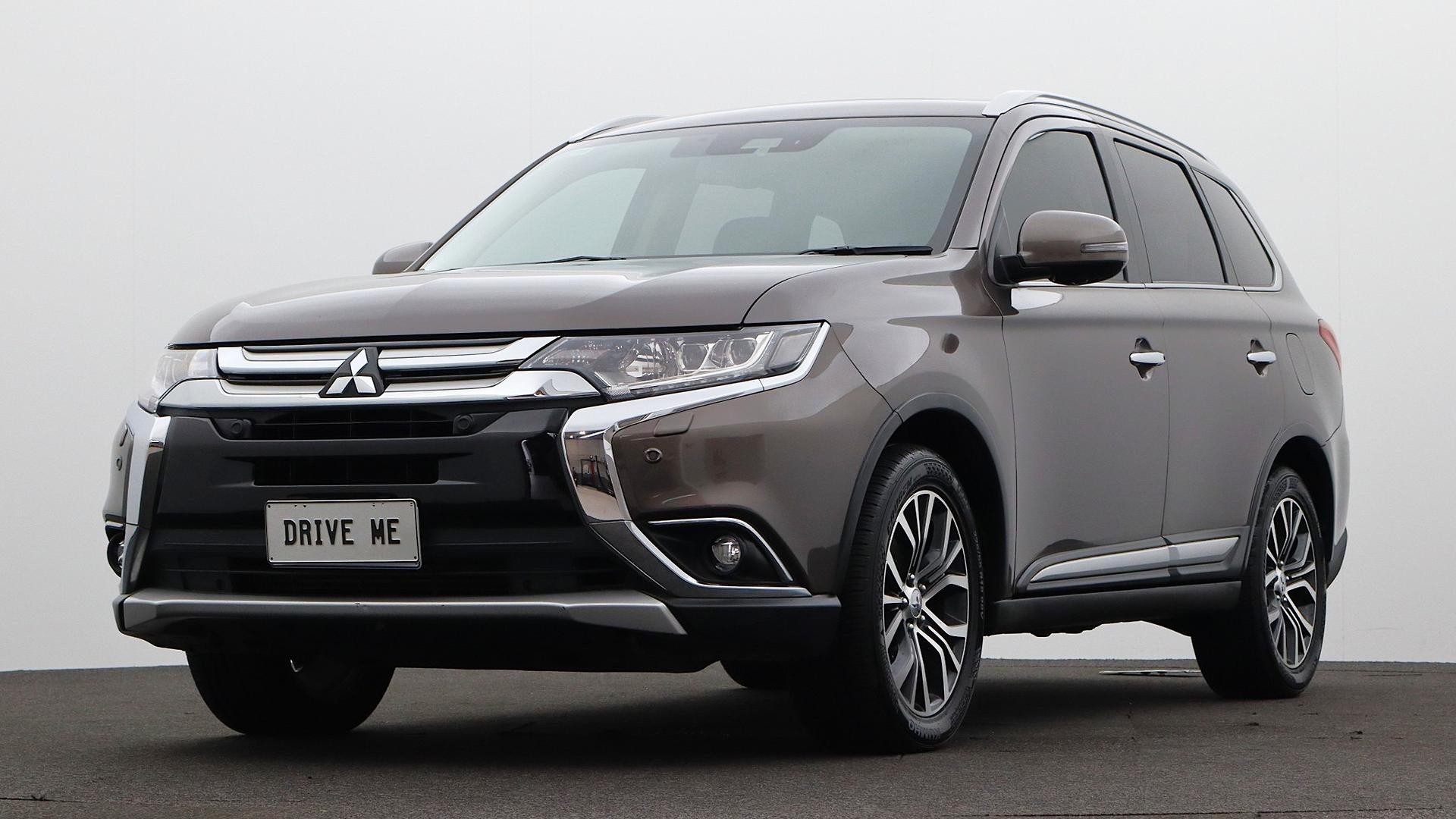 Mitsubishi Outlander image 1