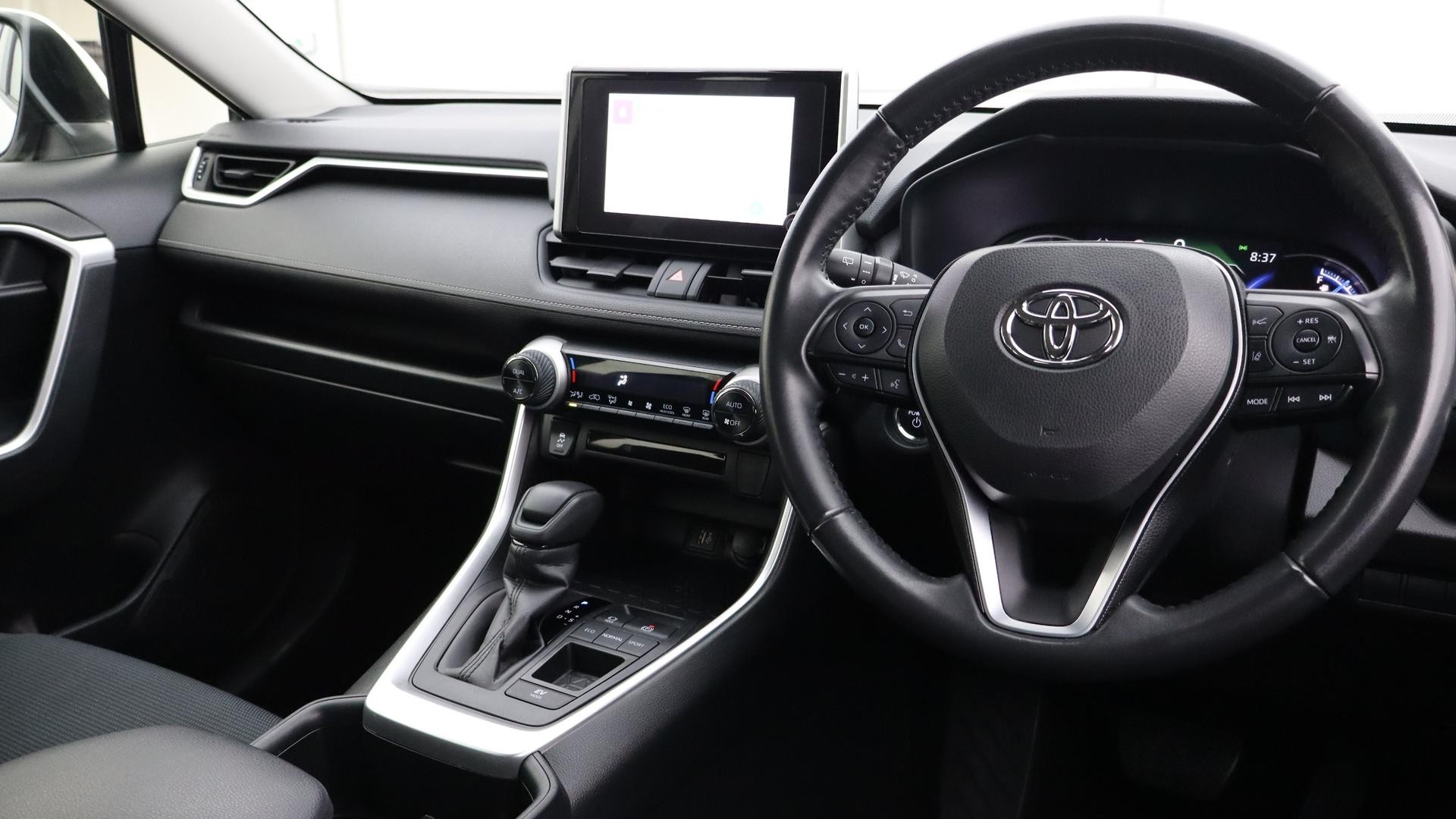 Toyota Rav4 image 4