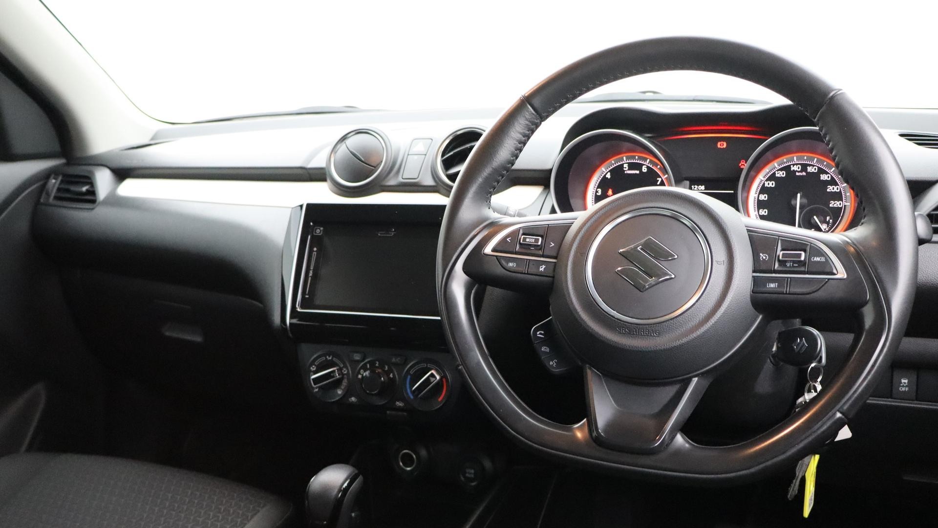 Suzuki Swift image 4