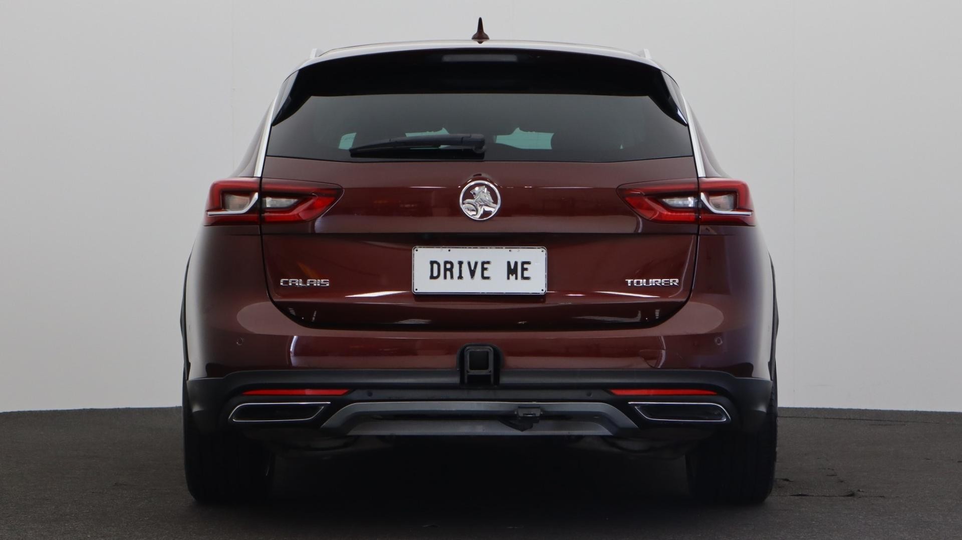 Holden Calais image 3