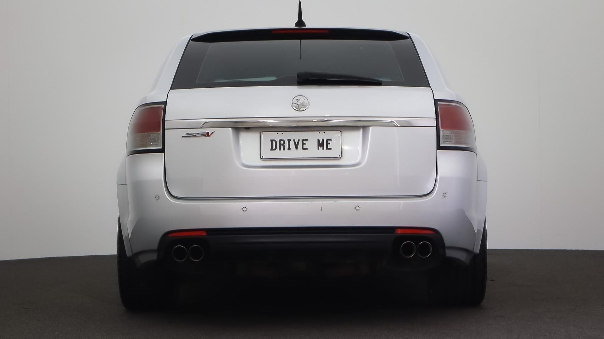 Holden Commodore image 3