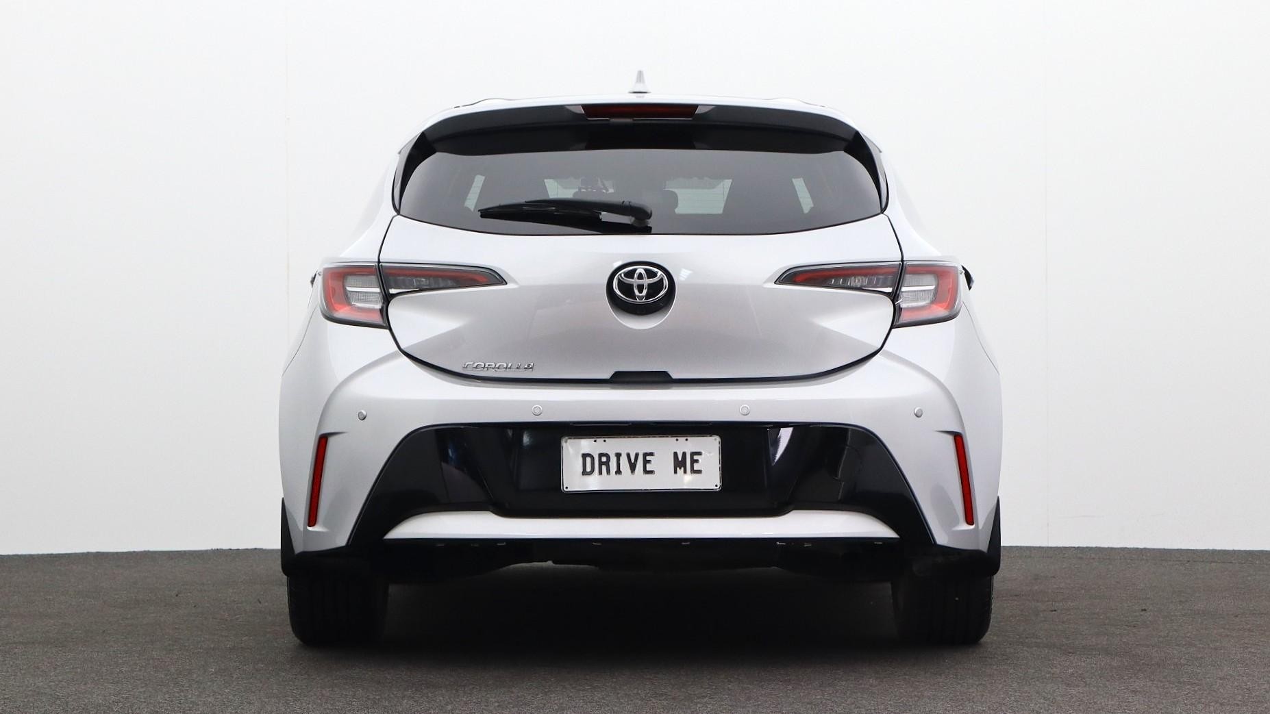 Toyota Corolla image 3