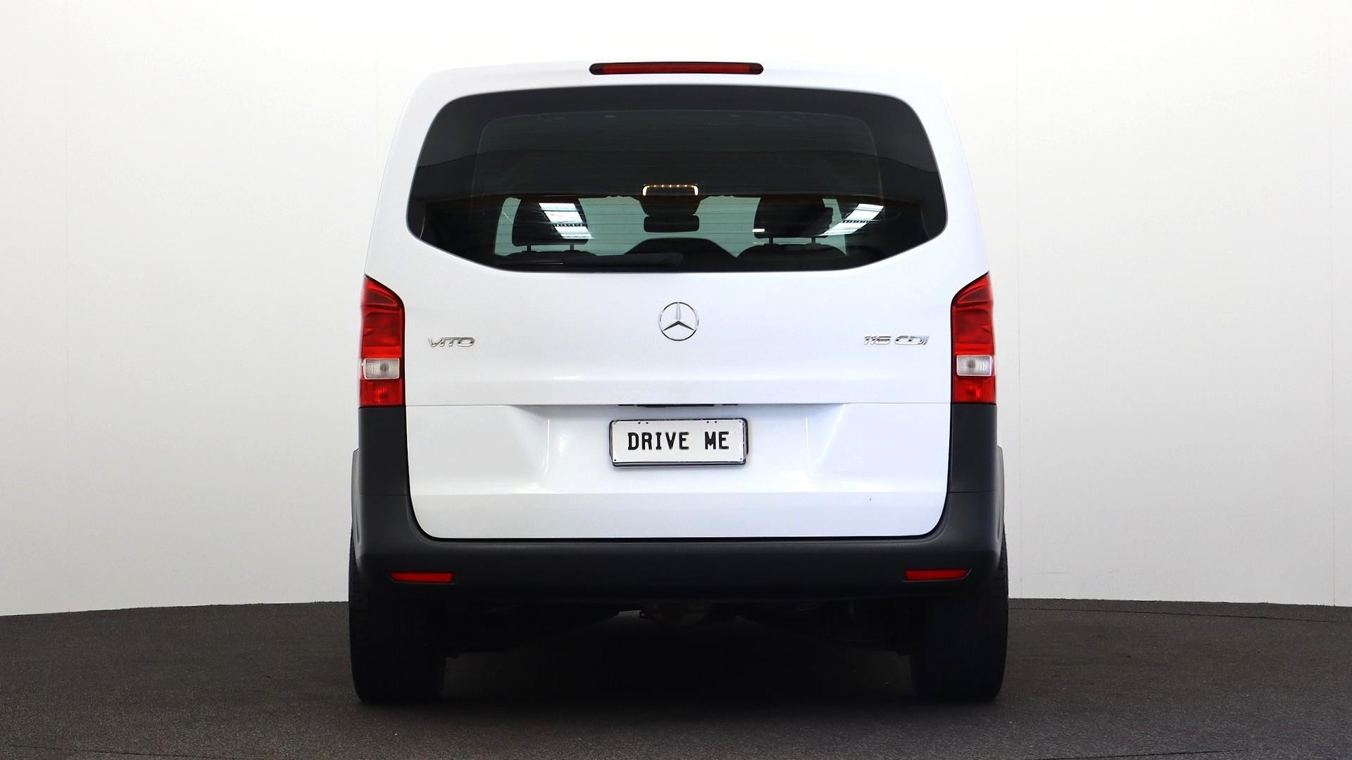 Mercedes Benz Vito image 3