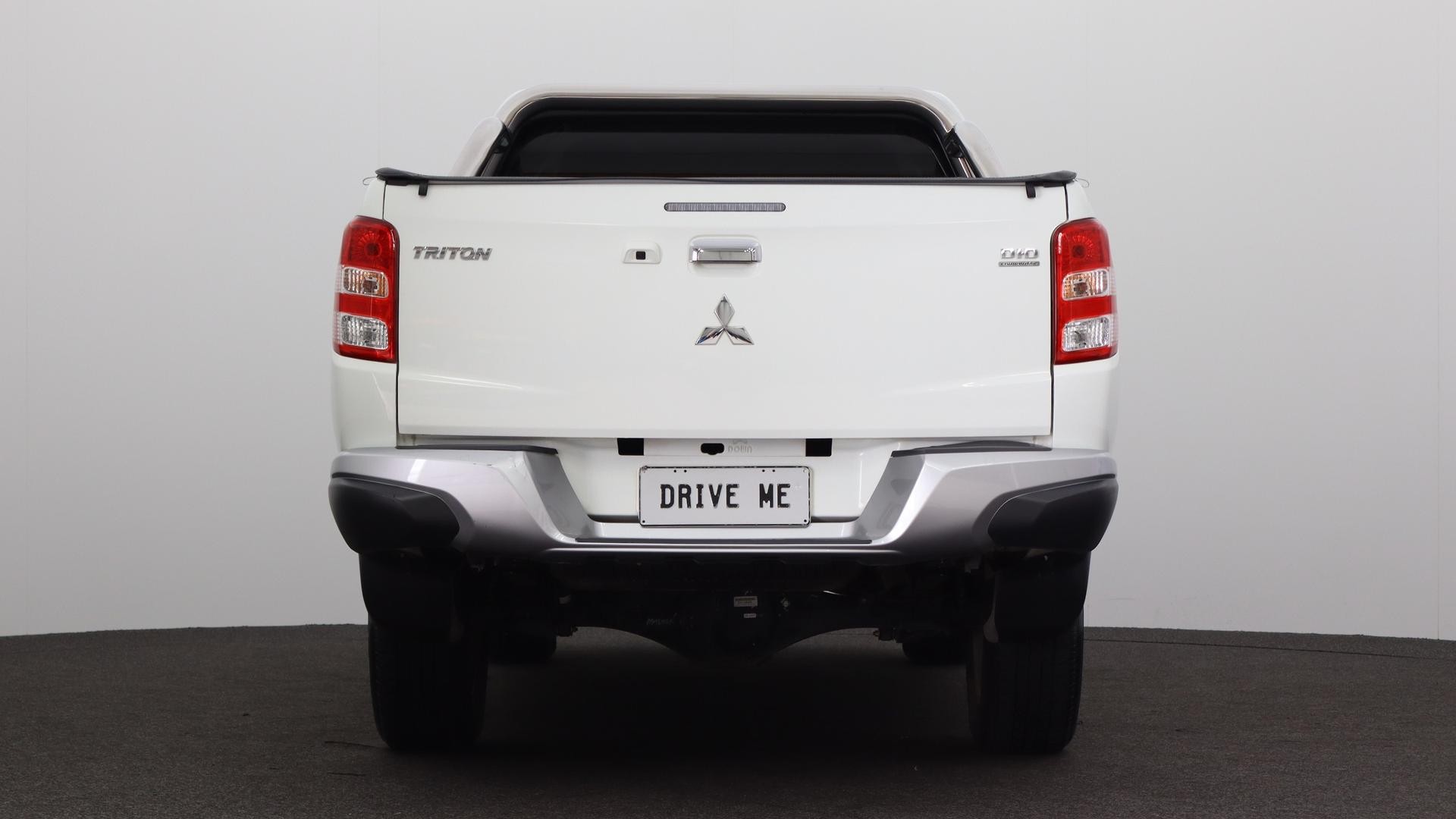 Mitsubishi Triton image 3