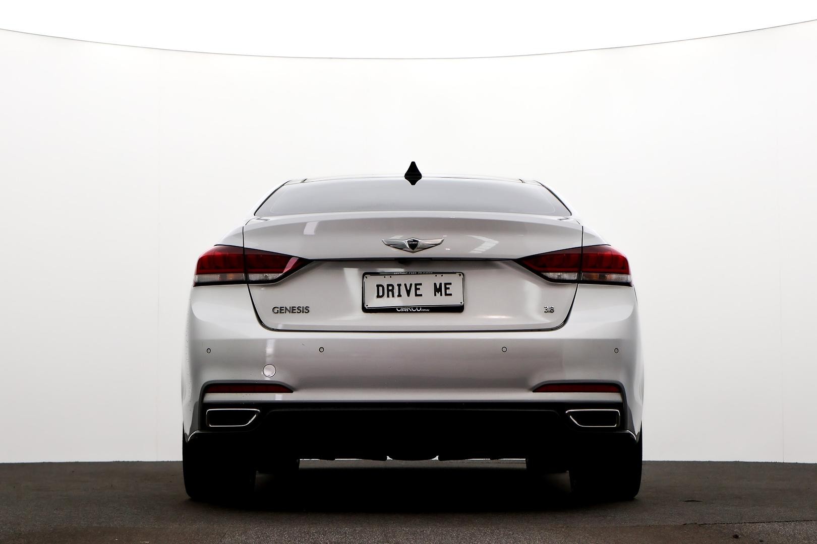 Hyundai Genesis image 3