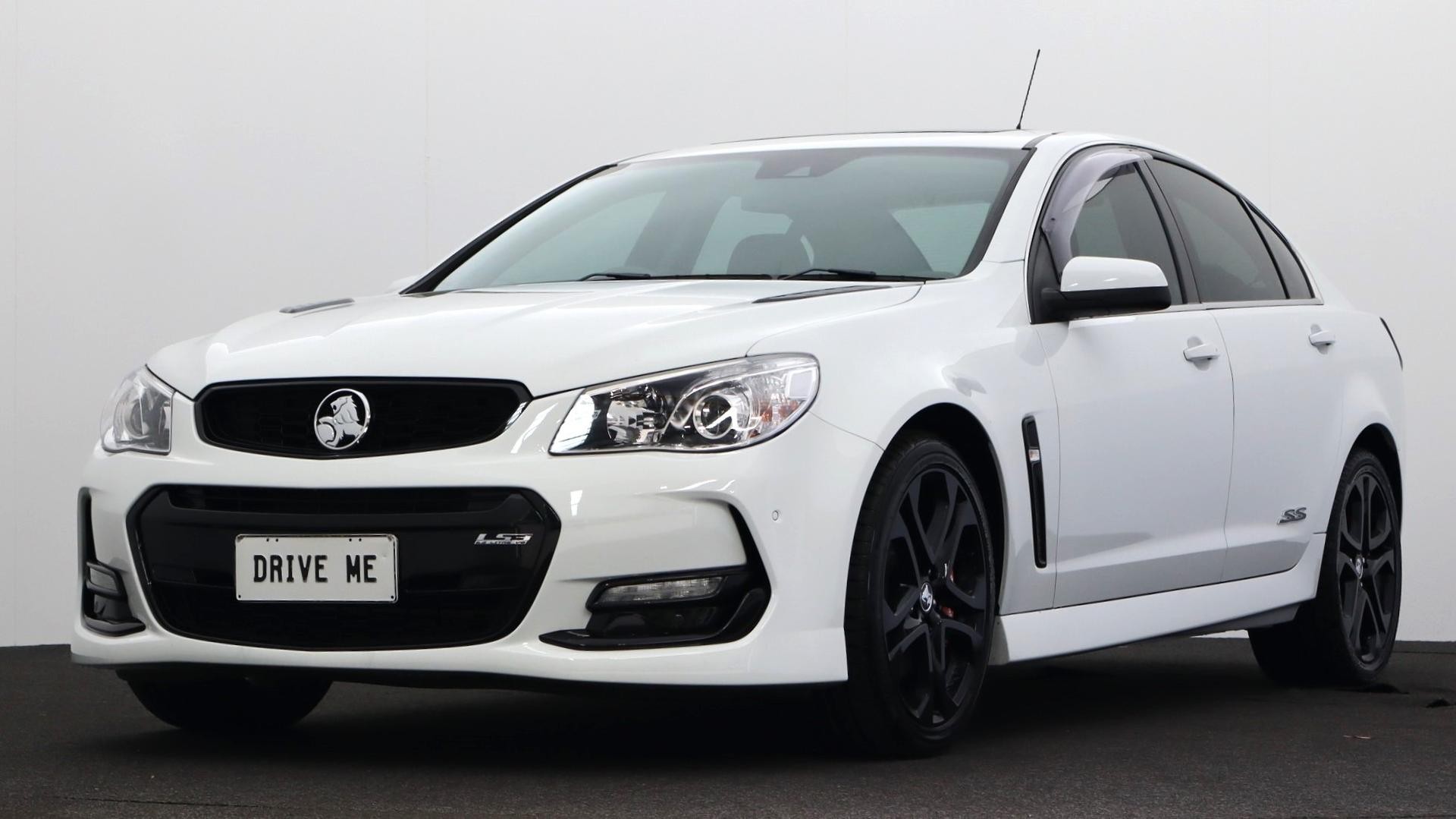 Holden Commodore image 1