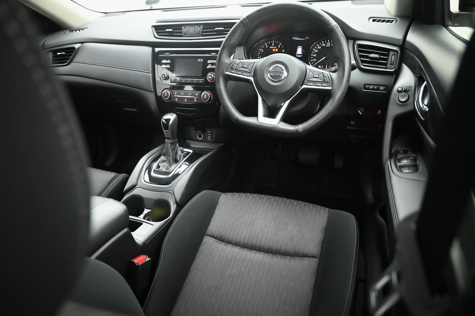 Nissan X-trail image 4