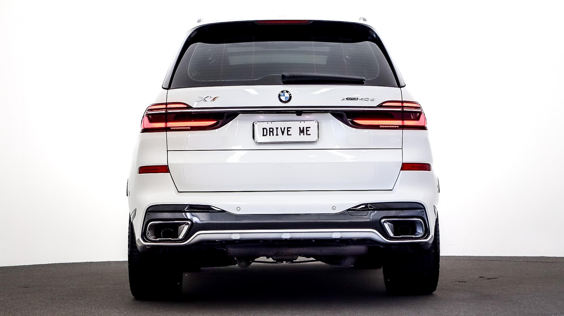 BMW X7 image 3