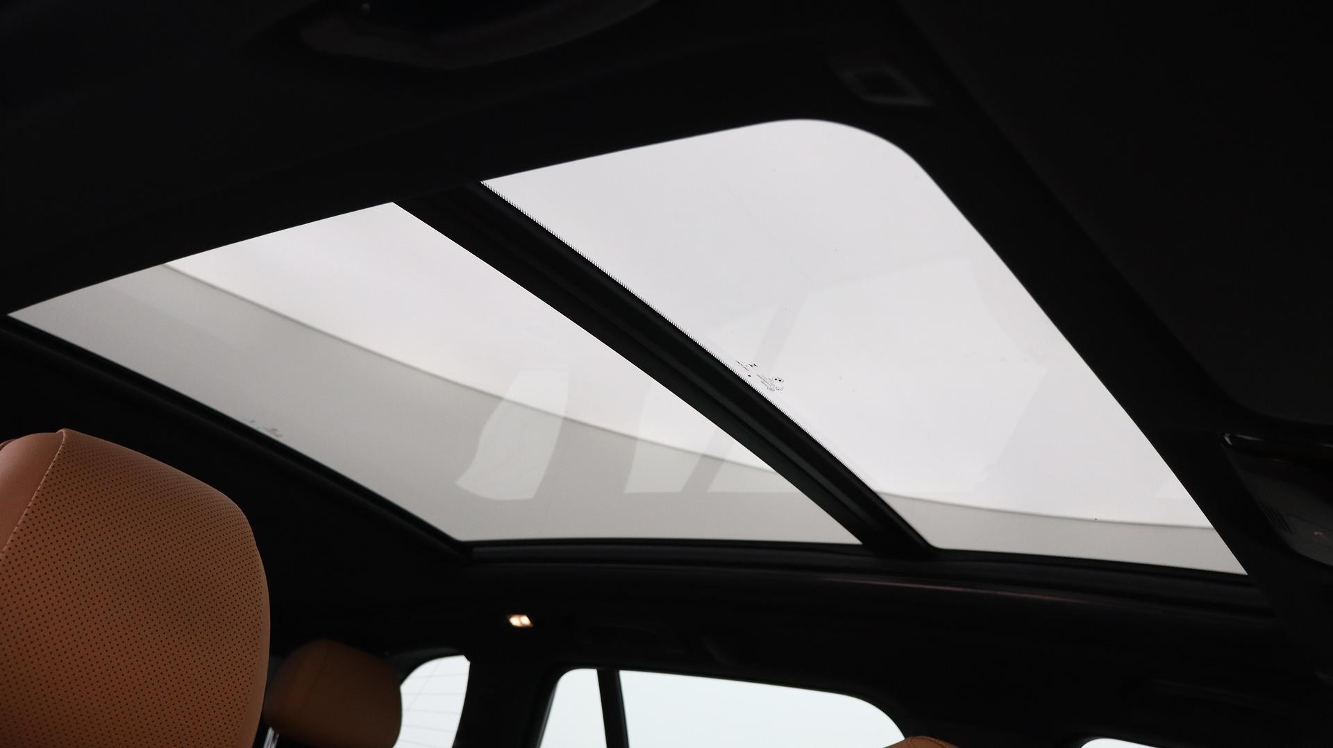 BMW X5 image 4