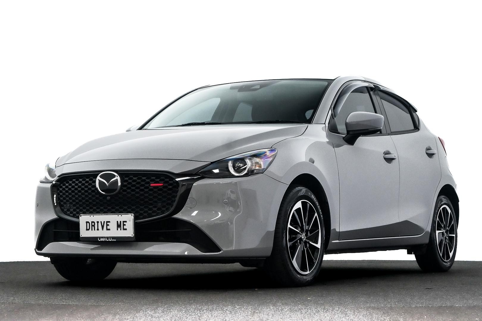 Mazda 2 image 1