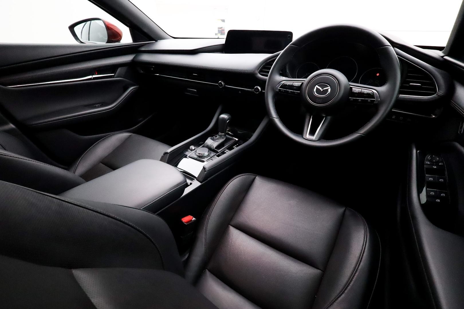Mazda 3 image 4